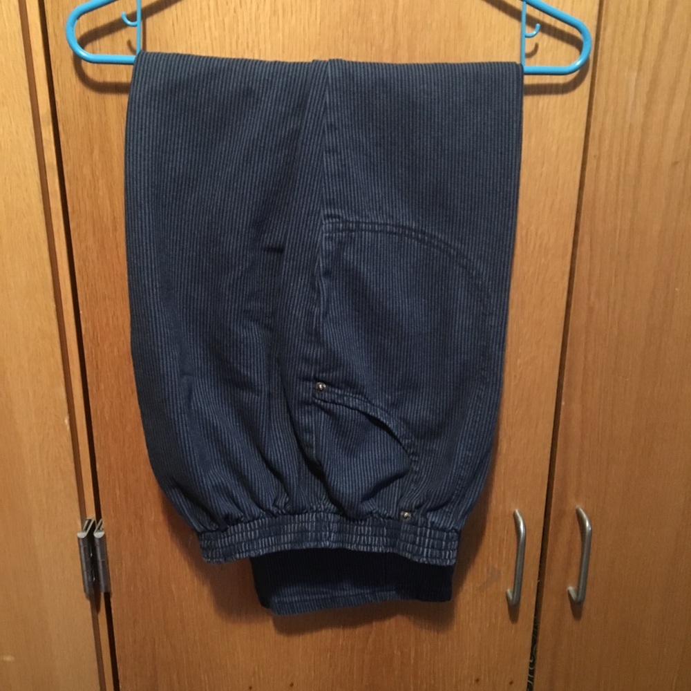 Size 12 elastic waist pinstripe pull-on Chic Jeans
